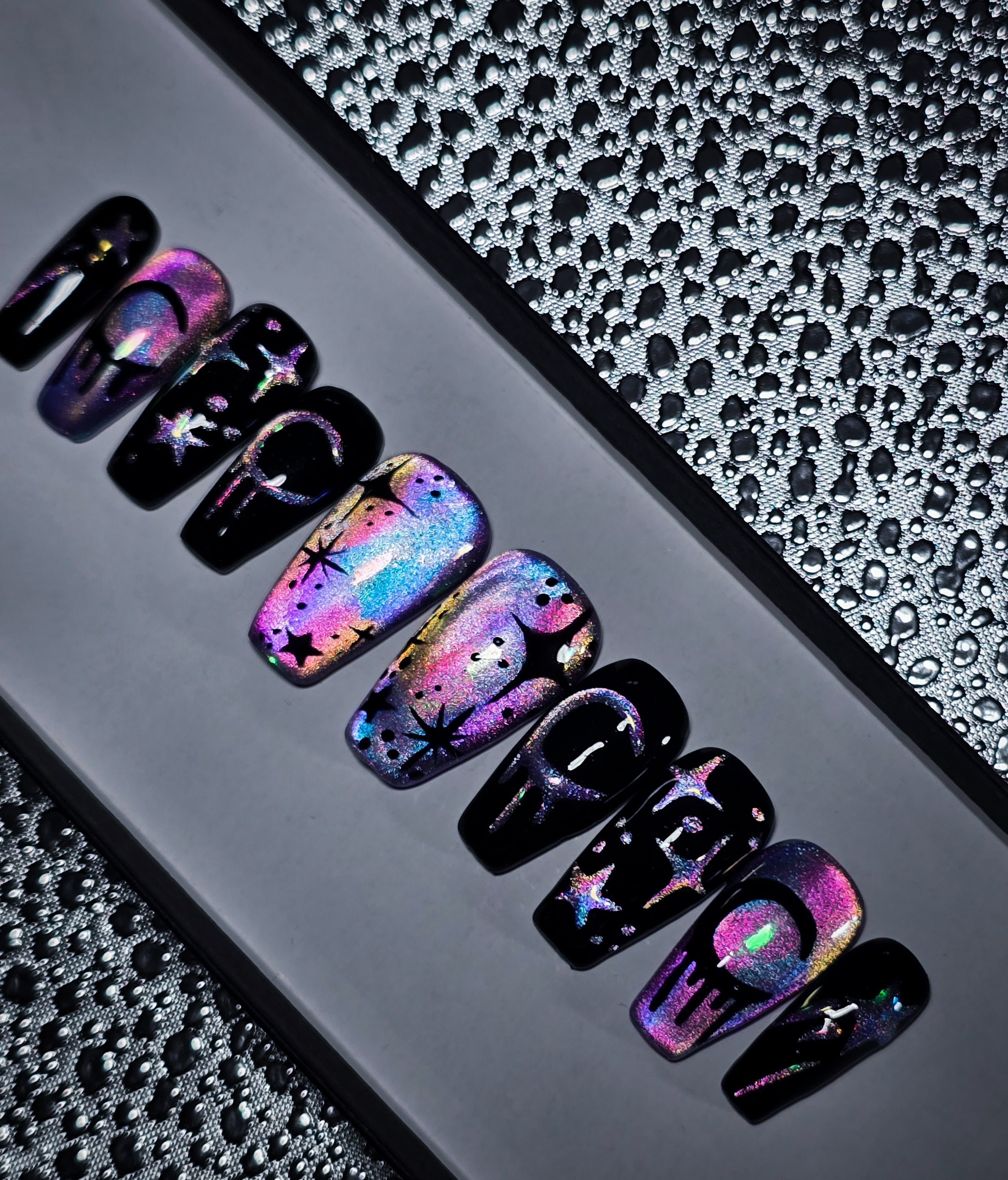 Astral Glow Press on Nail Set