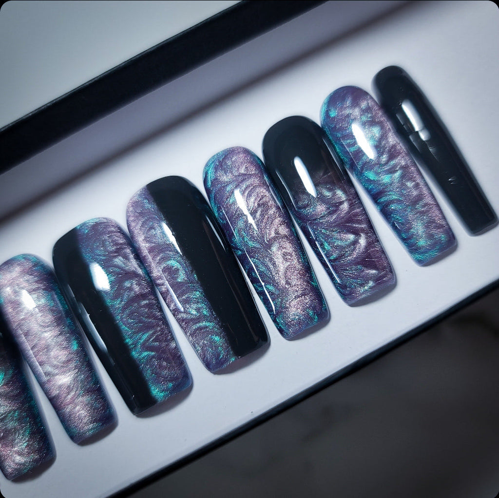 Athame Press on Nail Set